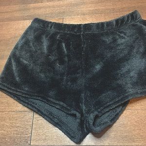 NEW CUTE BLACK FUZZY SHORTS WOMENS SIZE MEDIUM